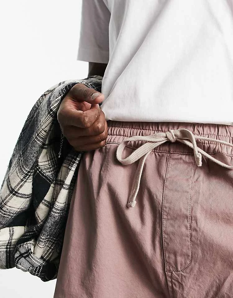 Carhartt WIP Lawton Relaxed Shorts In Pink For Men 2 Carhartt WIP Lawton Relaxed Shorts In Pink For Men - Image 2