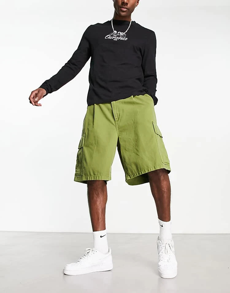 Carhartt WIP Cole Relaxed Garment Dyed Cargo Shorts In Green For Men 3 Carhartt WIP Cole Relaxed Garment Dyed Cargo Shorts In Green For Men - Image 3