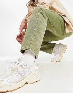 Carhartt WIP Newel Relaxed Tapered Fit Jeans In Green For Men -Carhartt WIP Sales 204360752 4